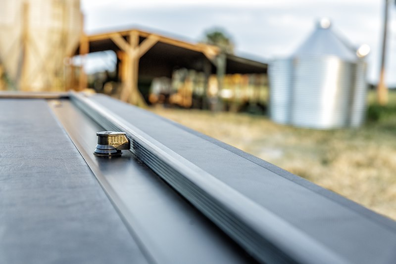 Roll-N-Lock Tonneau Cover Lock for Pickup Trucks - Compatible with All M-Series Units (Includes 2 Keys)