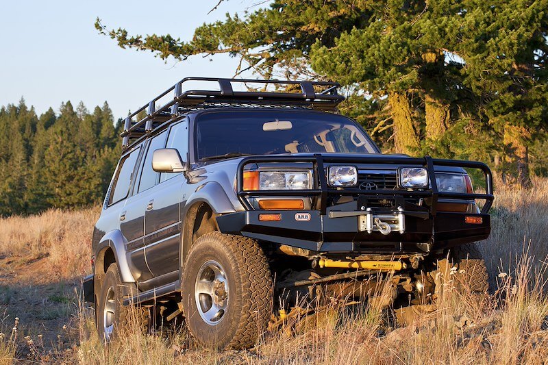 ARB Deluxe Bar Front Bumper for SUV – Fits 1990-1997 Toyota Land Cruiser / Lexus LX450 – Black Steel, With Grille Guard & Winch Mount