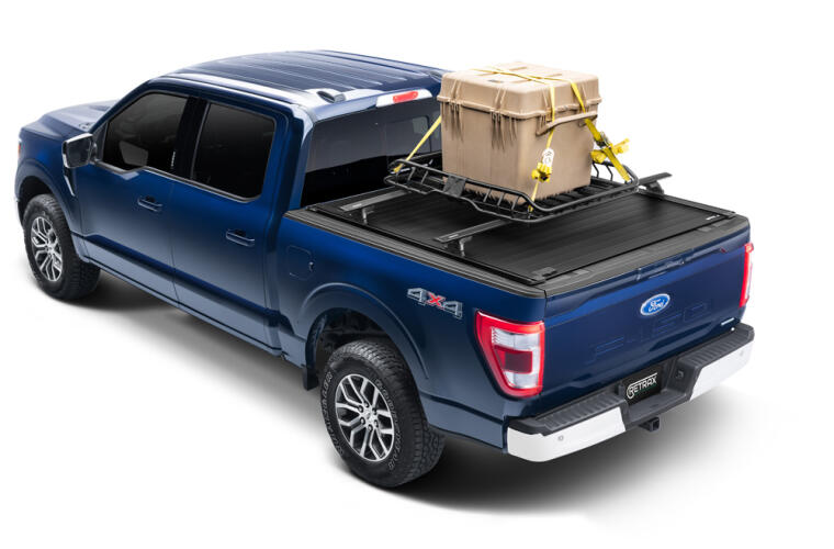 RetraxPRO XR Hard Manual Retractable Tonneau Cover 78.9 In. Fits 2021-23 F150