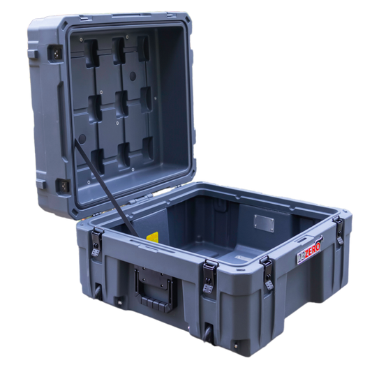 23ZERO DIS 132L Overland Gear Box Gray with Wheels
