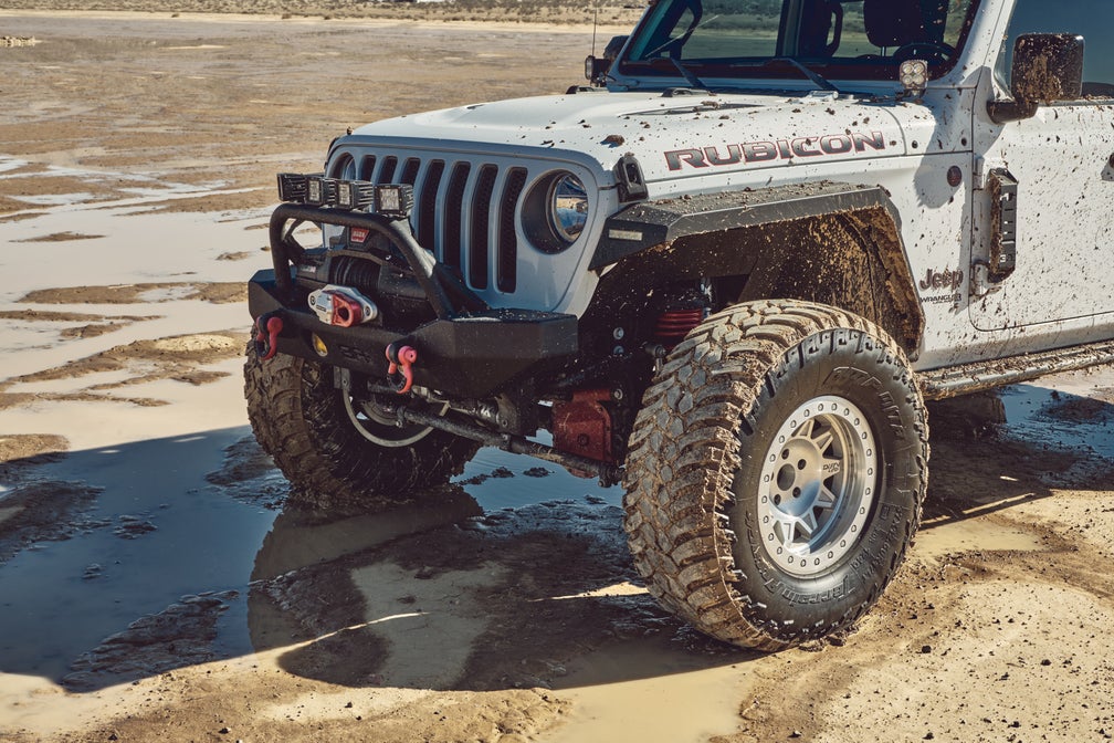 Body Armor Front Fender Flares - Textured Black Powder-Coated Steel - Fits 2018-2024 Jeep Wrangler JL & Gladiator JT (Flat Style, 7-1/2 Inch Tire Coverage, Includes Lights)