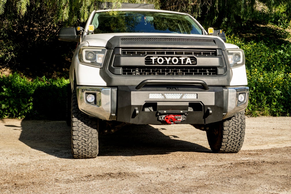 Body Armor Hiline Front Winch Bumper - Textured Black Powder-Coated Steel - Fits 2014-2021 Toyota Tundra (With Bull Bar, Winch Mount, D-Ring Mounts)