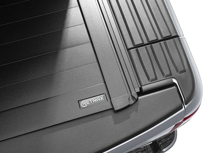 Retrax Hard Manual Retractable Tonneau Cover 5.7 Ft Fits 2019-24 Ram 1500 w/ RamBox
