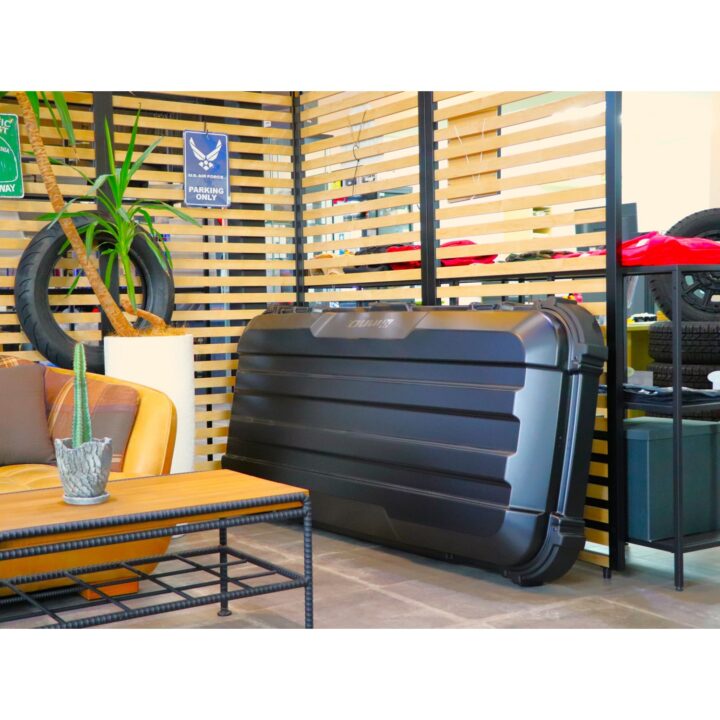 Inno Racks Roof Gear Case - Fits All SUVs and Most Cross Bars - 11.5 cu ft Capacity