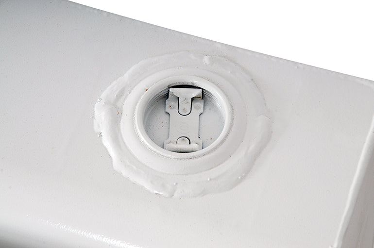 Dee Zee Long Rectangle Transfer Tank – White Steel, 39 Gal.