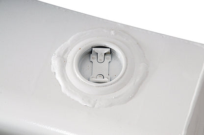 Dee Zee Long Rectangle Transfer Tank – White Steel, 39 Gal.