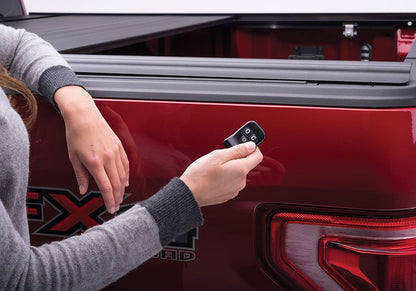 Retrax Matte Black Powder Coated Tonneau Cover Fits 2023-25 Colorado/Canyon