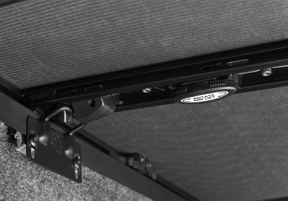 Extang Trifecta ALX Soft Folding Tonneau Cover 78.9 In. Fits 2021-24 F150