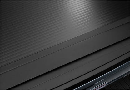 Retrax Hard Manual Retractable Tonneau Cover 5 Ft Fits 2023-25 Chevrolet Colorado/GMC Canyon
