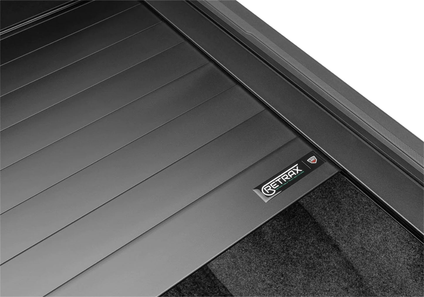 Retrax Hard Manual Retractable Tonneau Cover Replacement Black