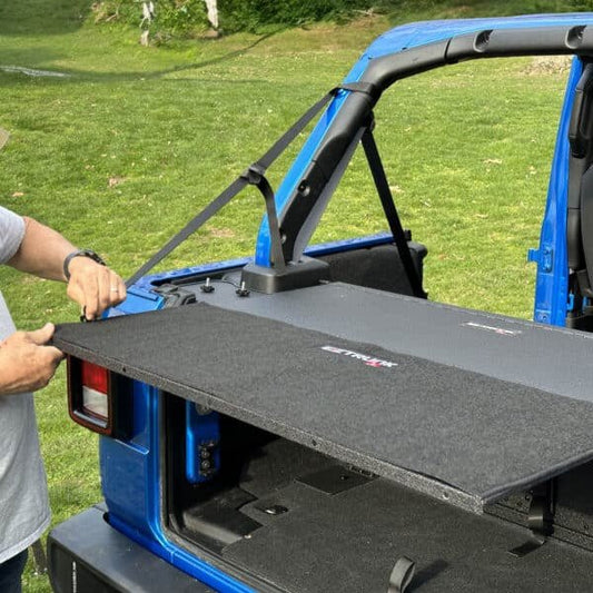 EZ4X4 EZTRUNK Tailgate Extension Table – Fits 2007–2010 Jeep JK 2- & 4-Door – Rust-Resistant, Easy-to-Clean, Durable