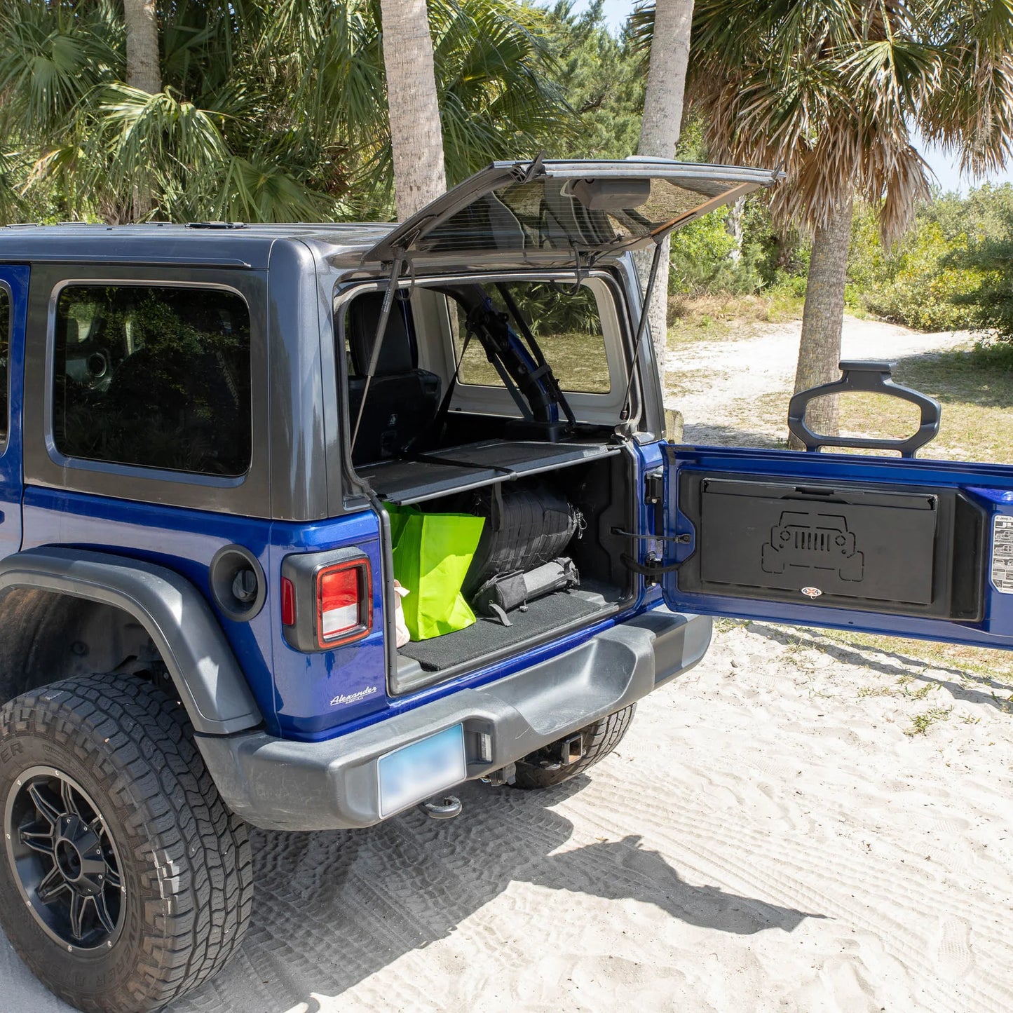 EZ4X4 EZTrunk Folding Security Box for Jeep JLU 4-Door – Fits 2018–2025 – Lockable, Fold-Down, Aluminum, Easy Install
