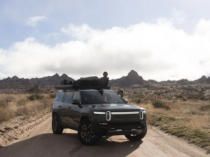 Front Runner Slimline II Roof Rack Kit 2022-Current Rivian R1S