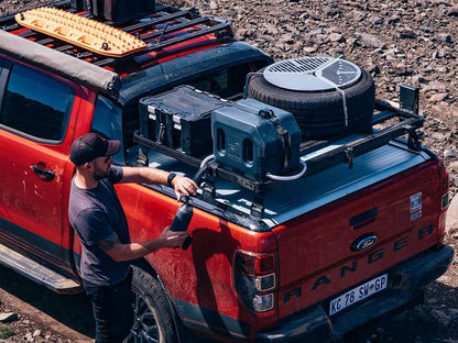 Front Runner Tap Extension Bracket for Roof Rack – Fits Slimline II, Swings 90° with Shower Head Holder – Black Steel, 315(L) x 187(W), Heavy-Duty Design (1PC)