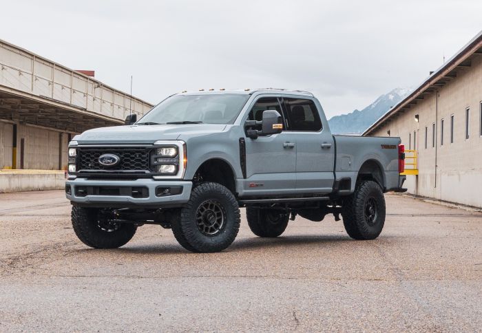 ReadyLift 6" MAX 3.3 Lift Kit with Falcon Shocks – view 4