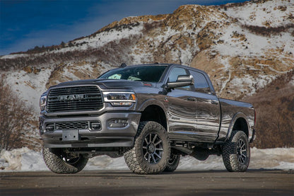 ReadyLift 1.5" Leveling Kit with Falcon 1.1 Shocks – view 2