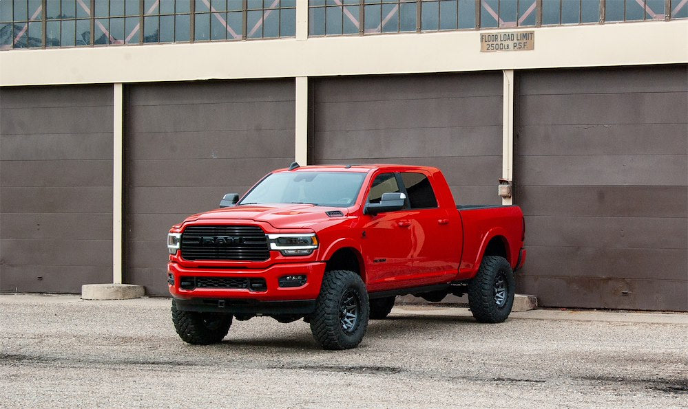 ReadyLift 1.5" Leveling Kit with Falcon 1.1 Shocks – view 5