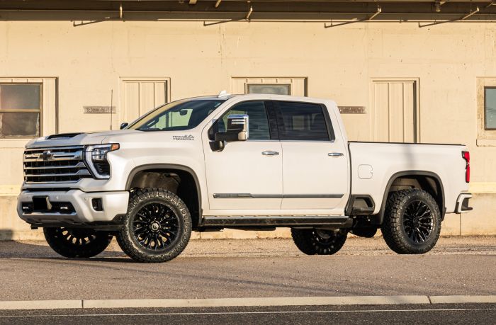 ReadyLift 2" Leveling Kit – view 2