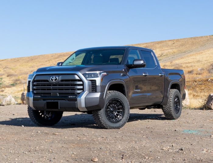 ReadyLift 2" Leveling Kit – view 2