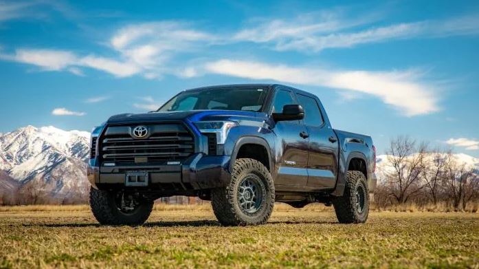 ReadyLift 3" Front / 1.25" Rear SST Lift Kit – view 2
