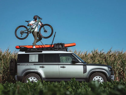 Front Runner Slimline II Roof Rack Kit 2020-Current Land Rover New Defender 110