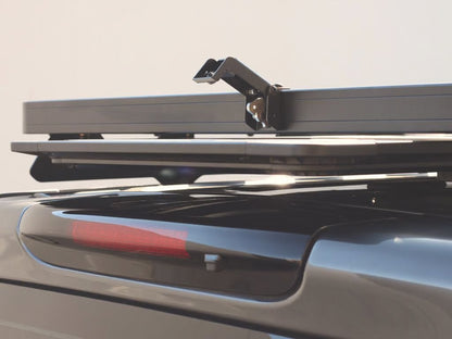 Front Runner Pro Water Tank with Mounting System for Roof Rack – 42L Capacity, Food-Grade BPA-Free Polyethylene, Lockable Tap Included (1PC)