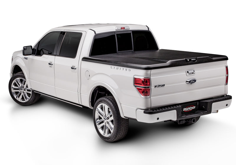 UnderCover Elite Hinged Tonneau Cover 69.3 In. Fits 2014-18 Sierra