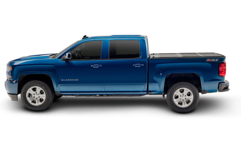 UnderCover Flex Folding Tonneau Cover 6'6" Fits 2014-18 Silverado/Sierra