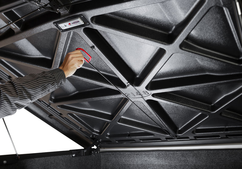 UnderCover Elite Hinged Tonneau Cover 6' Fits 2015-22 Col/Can