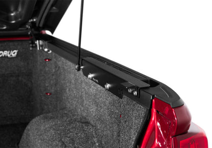 UnderCover LUX Hinged Tonneau Cover 5'9" Fits 2019–25 Chevrolet Silverado 1500 - Satin Steel Metallic