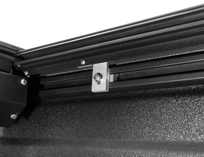 ROLL-N-LOCK M-Series Soft Retractable Tonneau Cover 5' Fits 2020-24 Gladiator No Trail Rail System