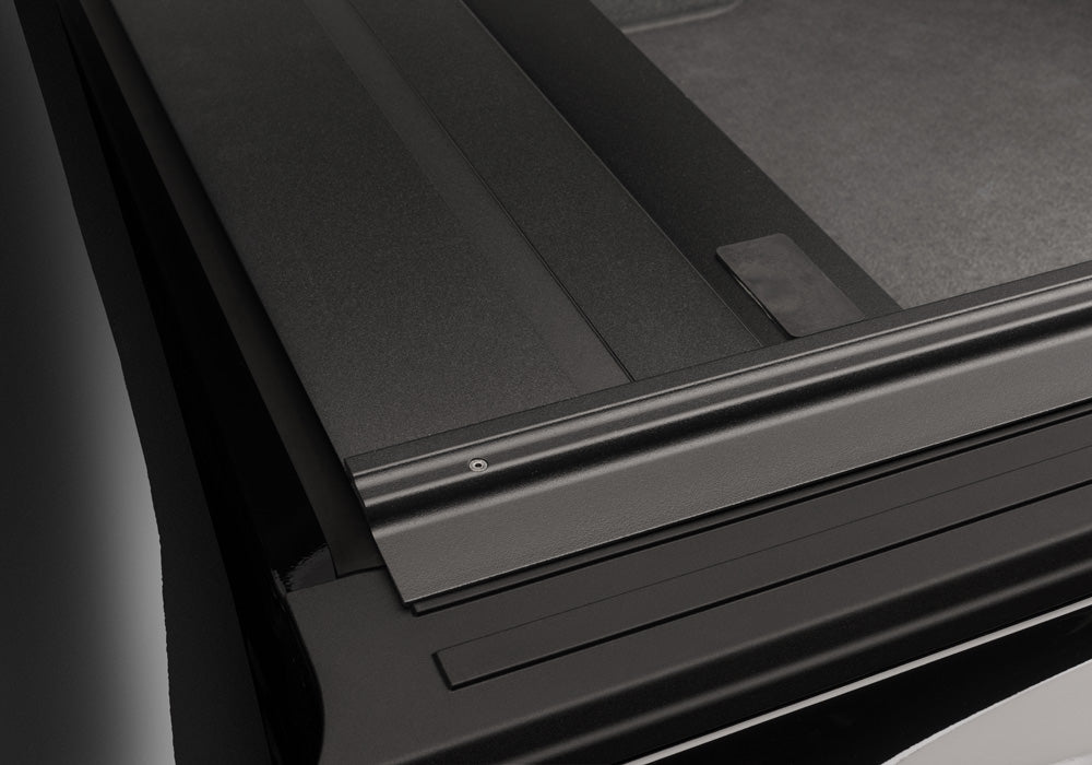 Retrax Matte Black Tonneau Cover 5.8 Ft Fits 2019-25 Sierra 1500 CarbonPro Bed w/o Side Storage Box