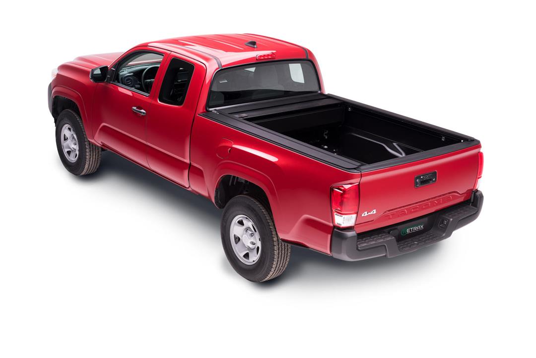 Retrax Hard Manual Retractable Tonneau Cover 5.5 Ft Fits 2022-25 Toyota Tundra w/ Deck Rail & w/o Trail (Black Matte)