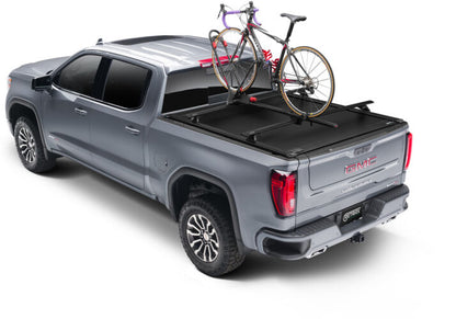 Retrax Hard Manual Retractable Tonneau Cover 5 Ft Fits 2023-25 Chevrolet Colorado/GMC Canyon