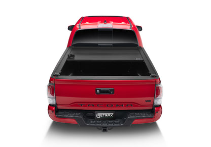 Retrax Hard Manual Retractable Tonneau Cover 5.5 Ft Fits 2022-25 Toyota Tundra w/ Deck Rail w/o Trail Storage Box