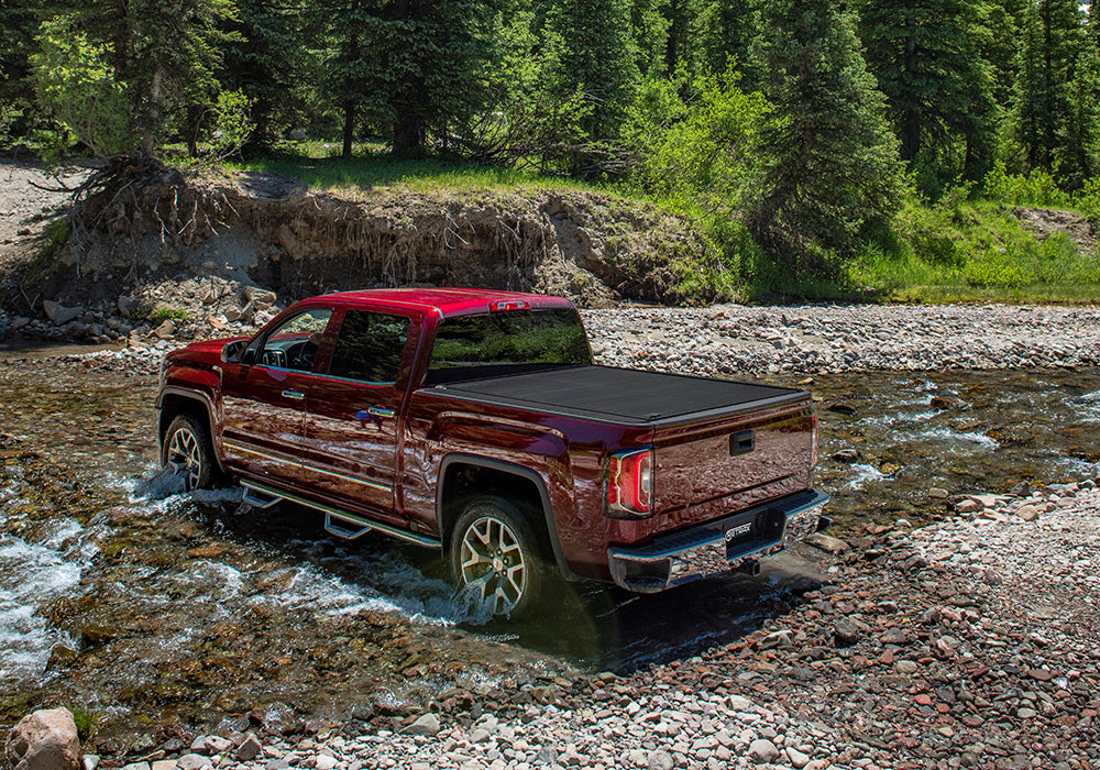 Retrax Hard Manual Retractable Tonneau Cover 5.5 Ft Fits 2022-25 Toyota Tundra w/ Deck Rail & w/o Trail (Black Matte)