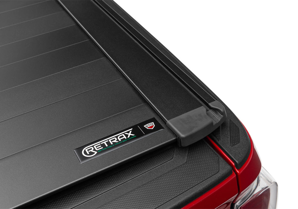 Retrax Hard Manual Retractable Tonneau Cover 5.5 Ft Fits 2022-25 Toyota Tundra w/ Deck Rail w/o Trail Storage Box