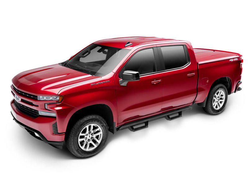 UnderCover LUX Hinged Tonneau Cover 5'9" Fits 2019–25 Chevrolet Silverado 1500 - Satin Steel Metallic