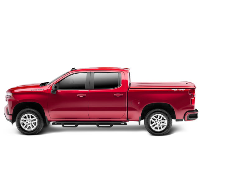UnderCover LUX Hinged Tonneau Cover 5'9" Fits 2019–25 Chevrolet Silverado 1500 - Satin Steel Metallic