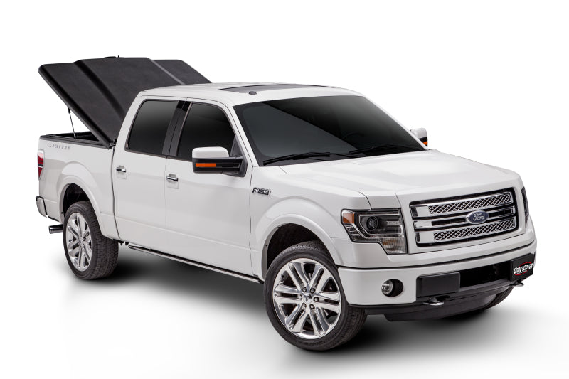 UnderCover Elite Hinged Tonneau Cover 6'6" Fits 2014-18 Silverado 1500/2500HD/3500HD