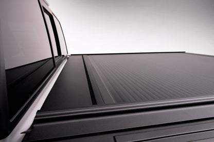 RetraxONE MX Hard Manual Retractable Tonneau Cover 6' Fits 2015-22 Colorado/Canyon w/out Stake Pocket