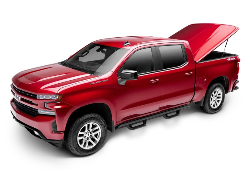 UnderCover LUX Hinged Tonneau Cover 5'9" Fits 2019–25 Chevrolet Silverado 1500 - Satin Steel Metallic