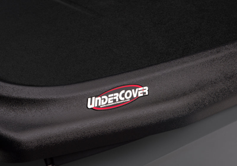 UnderCover SE Hinged Tonneau Cover 5' Fits 2015-22 Col/Can