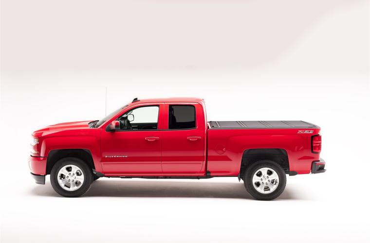 BAKFlip MX4 Folding Tonneau Cover 6'6" Fits 88-13 C/K Pickup/Silverado/Sierra