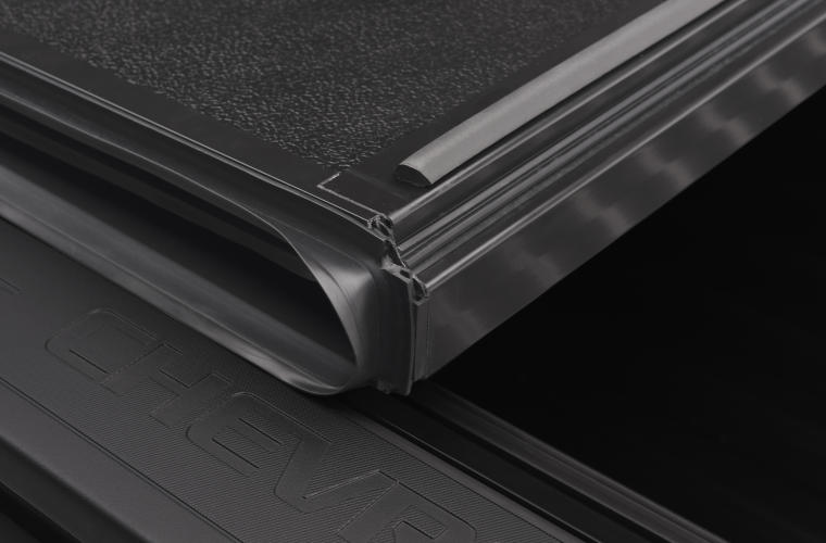 BAKFlip G2 Folding Tonneau Cover 8' Fits 1988-13 C/K Pickup/Silverado/Sierra