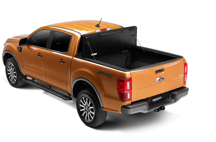 UNDERCOVER Armor Flex Hard Folding Tonneau Cover 6' Fits 2019-23 Ranger