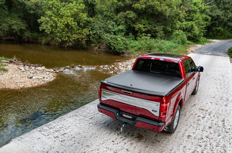 UNDERCOVER SE Hard Tilt-Up Tonneau Cover 78.9" Fits 2021-24 F150