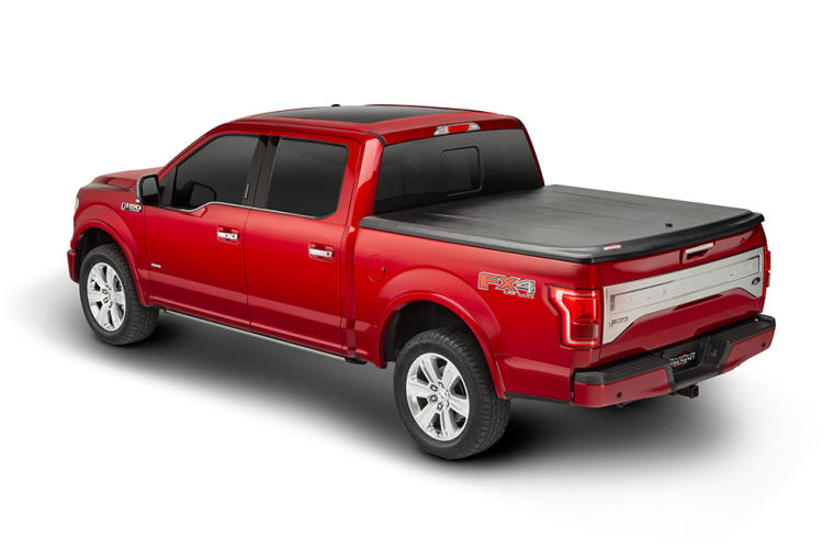 UNDERCOVER SE Hard Tilt-Up Tonneau Cover 5'7" Fits 2019-24 Ram - Black Textured